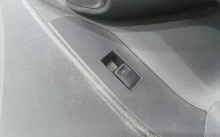  Кнопка стеклоподъемника переднего правого Toyota Verso Арт 2_59600, вид 1
