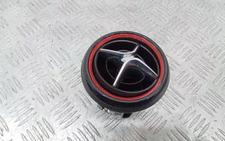 A1768301054 Дефлектор обдува салона Mercedes A W176 Арт 2_55934