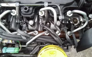 8200669695 топливная рампа Dacia Sandero 1 Арт 2_54954