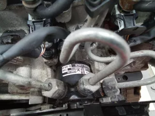 8200057345 топливная рампа Renault Clio 3 1.5л Арт 2_50207, вид 3