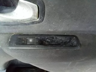  Кнопка стеклоподъемника Renault Megane 3 Арт 2_50007