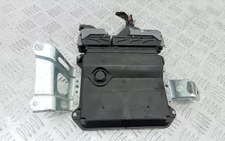 89661-0D310 Блок управления двигателем Toyota Yaris 2 Арт 2_45597, вид 3