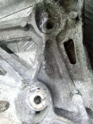 96868422 Кронштейн компрессора кондиционера Chevrolet Orlando Арт 2_34134, вид 2