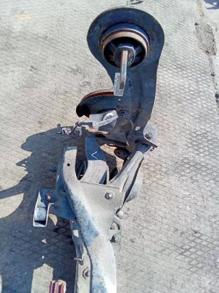  кулак задний левый Ford Focus 3 Арт 2_32363, вид 2