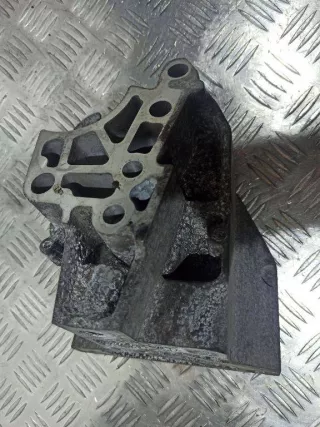 9682877580 Кронштейн двигателя Land Rover Evoque 1 Арт 2_24668, вид 2