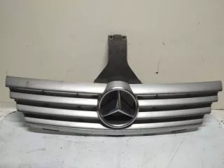 A2038801083 Решетка радиатора Mercedes C W203 Арт 2_19645