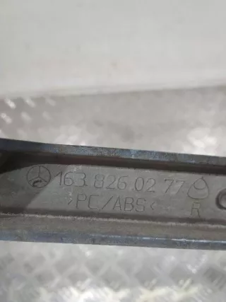 A1638260277 ус под фару правый Mercedes ML W163 Арт 2_16794, вид 3