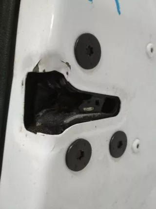  замок двери передней правой Renault Clio 3 Арт 2_13537