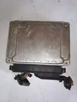 3B1907401B Блок управления двигателем Volkswagen Passat B5 Арт 2_12739, вид 2
