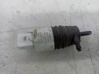 A0998660121 Насос (моторчик) омывателя стекла Mercedes C W205 Арт 1-4-7, вид 1
