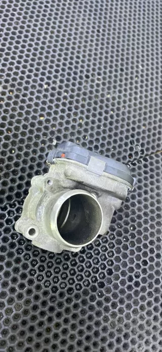 28098656 Заслонка дроссельная Ford Focus 3 Арт 17-12-121