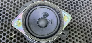 FR3T-19B135-BD динамик передний правый Ford Mustang 6 Арт 725-4, вид 2