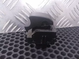 848100F010 Кнопка стеклоподъемника Toyota Corolla VERSO 2 Арт 543-4