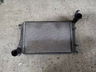 1K0145803R Интеркулер Volkswagen Golf 5 Арт 3_1991, вид 1