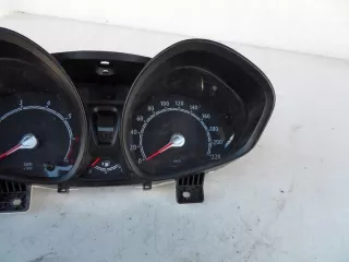 2008-2013 8A6T-10849-AG VP8A6T-10849-AH Щиток приборов (приборная панель) Ford Fiesta 7 Арт e6140220, вид 2