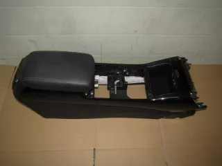  Подлокотник Kia Sorento 3 Арт e8261048