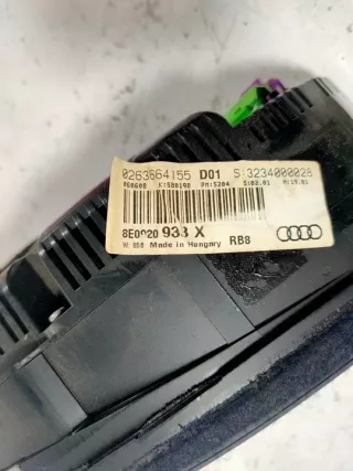 8E0920933X Щиток приборов (приборная панель) Audi A4 B6 Арт e8989343, вид 3