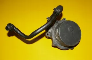  057145100B 99-02r Насос вакуумный Audi A8 D2 (S8) Арт e10628970, вид 1