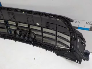 4M8853651BBRN4 Решетка радиатора Audi Q8 Арт 636059, вид 8