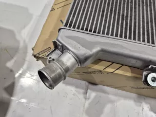 1790051020, 17900-51020 интеркулер Toyota Land Cruiser 200 Арт DN197466, вид 4