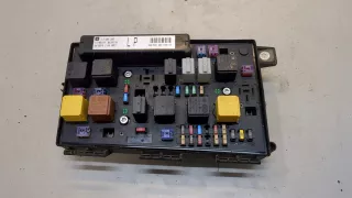 1534937 Блок предохранителей Opel Astra J Арт 20413719, вид 1