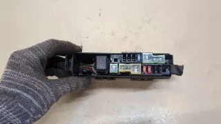 24382AX001 Блок предохранителей Nissan Note E11 Арт 20415944, вид 2