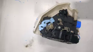 7L0839015D Замок двери задней левой Volkswagen Golf 5 Арт 20412702, вид 2