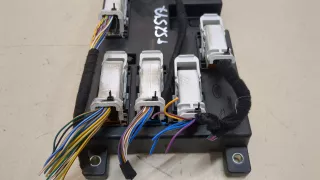 GX7314F041AM Блок бортовой сети Jaguar XE 1 Арт 20414549, вид 2
