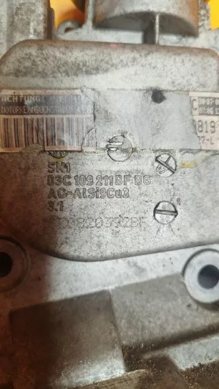 03C109211B,  03C103464B  Крышка двигателя передняя Volkswagen Golf 6 Арт 01014777, вид 2