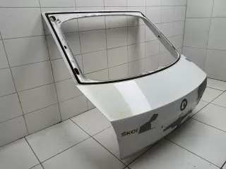 5ja827025b Дверь багажника Skoda Rapid Арт bs250204103, вид 2