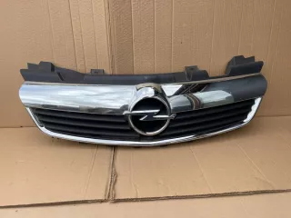 13136136 Решетка радиатора Opel Zafira B Арт e8760162, вид 1