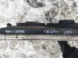 1K0121207AA Радиатор (основной) Volkswagen Passat B6 Арт e9201082, вид 7
