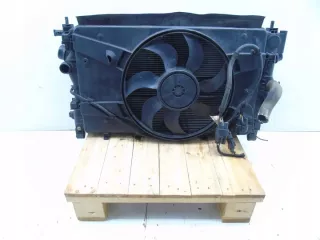 13312812 13377763 13360890 Радиатор (основной) Opel Zafira C Арт e9496322, вид 1