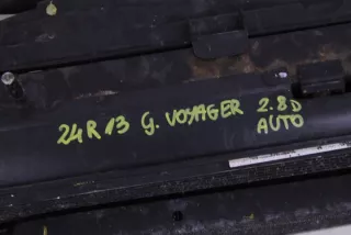  Радиатор (основной) Chrysler Voyager 4 Арт e10475220, вид 3