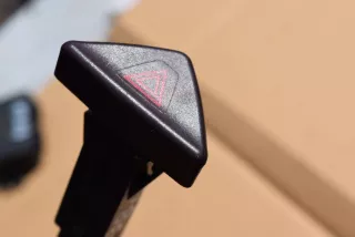 9441045 Кнопка аварийной сигнализации Volvo C70 2 Арт H384-180-1, вид 3