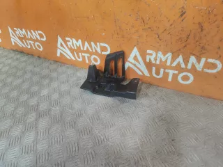 6400D586, 2 Кронштейн решетки радиатора верхний Mitsubishi Outlander 3 Арт AR310751, вид 3