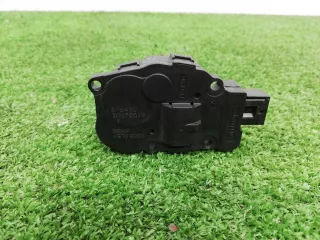 K9749006 Моторчик заслонки печки Mercedes GLK X204 Арт 00295195, вид 1