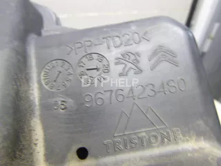 9676423480 Корпус воздушного фильтра Citroen jumpy 3 Арт AM52564517, вид 4