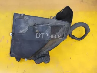 13718512599 Корпус воздушного фильтра BMW 3 E90/E91/E92/E93 Арт AM40128963, вид 4