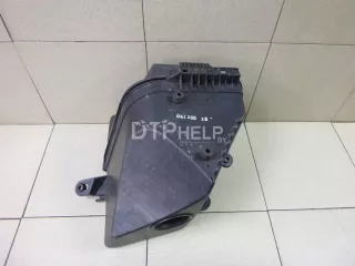 Корпус воздушного фильтра Cadillac CTS 1 2003г.  - Фото 2