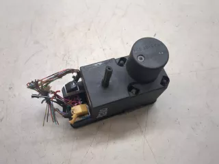 4A0862257J Компрессор центрального замка Audi 80 B4 Арт 20279887, вид 4