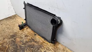 1K0145803H Интеркулер Volkswagen Golf 5 Арт e10656631, вид 3