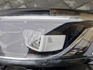 260600731R Фара левая Renault Koleos Арт e10668047, вид 2