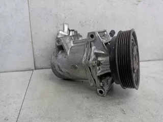 Компрессор кондиционера Renault Logan 2 2015г. 8201025121 - Фото 4