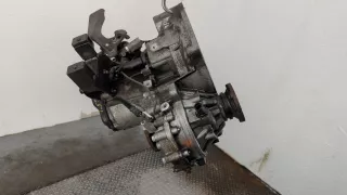 02R300042P КПП механическая (МКПП) 5-ступенчатая Skoda Rapid Арт 20433102, вид 4