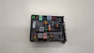 1K0937124P Блок предохранителей Skoda Octavia A5 Арт 20435006, вид 1