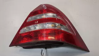 2038202064 Фонарь задний правый Mercedes C W203 Арт 9431080, вид 1