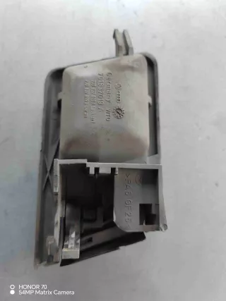 701837019A Ручка внутренняя передняя левая   Volkswagen Transporter T4 Арт T41857, вид 2
