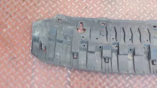3V0807611A Декоративная крышка двигателя Skoda Superb 3 Арт e9505458, вид 2