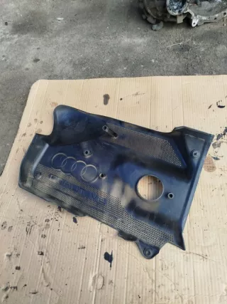 06A103724AC Декоративная крышка двигателя Audi A3 8L Арт e9566008, вид 3